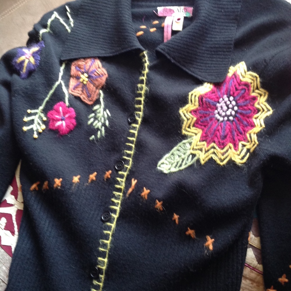 Sweater - Picture 3 of 3